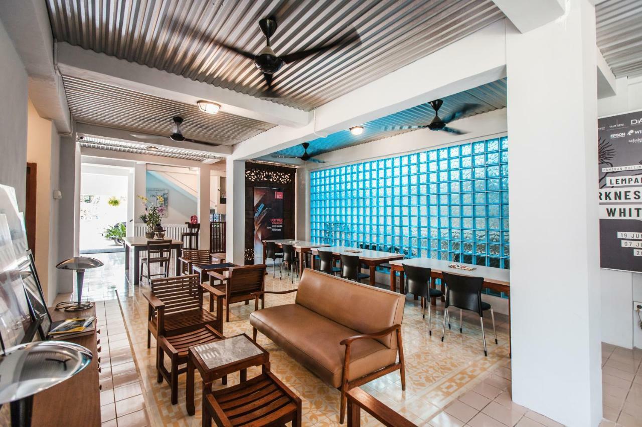 Oyo 1001 Pulo Art Space Near Ciranjang Ent Hospital Jacarta Exterior foto